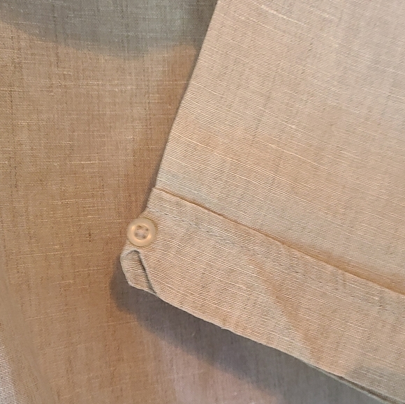 Cubavera Men's Classic Short Sleeve Shirt,  Size: Large Color: Cream - Picture 7 of 9